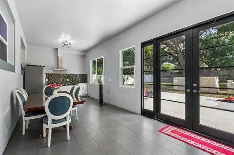 106 W 122nd Avenue Tampa FL 33612