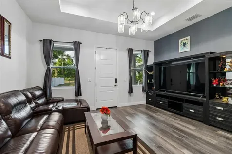 106 W 122nd Avenue Tampa FL 33612