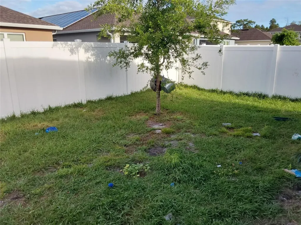 2842 Common Crane Court Harmony FL 34773
