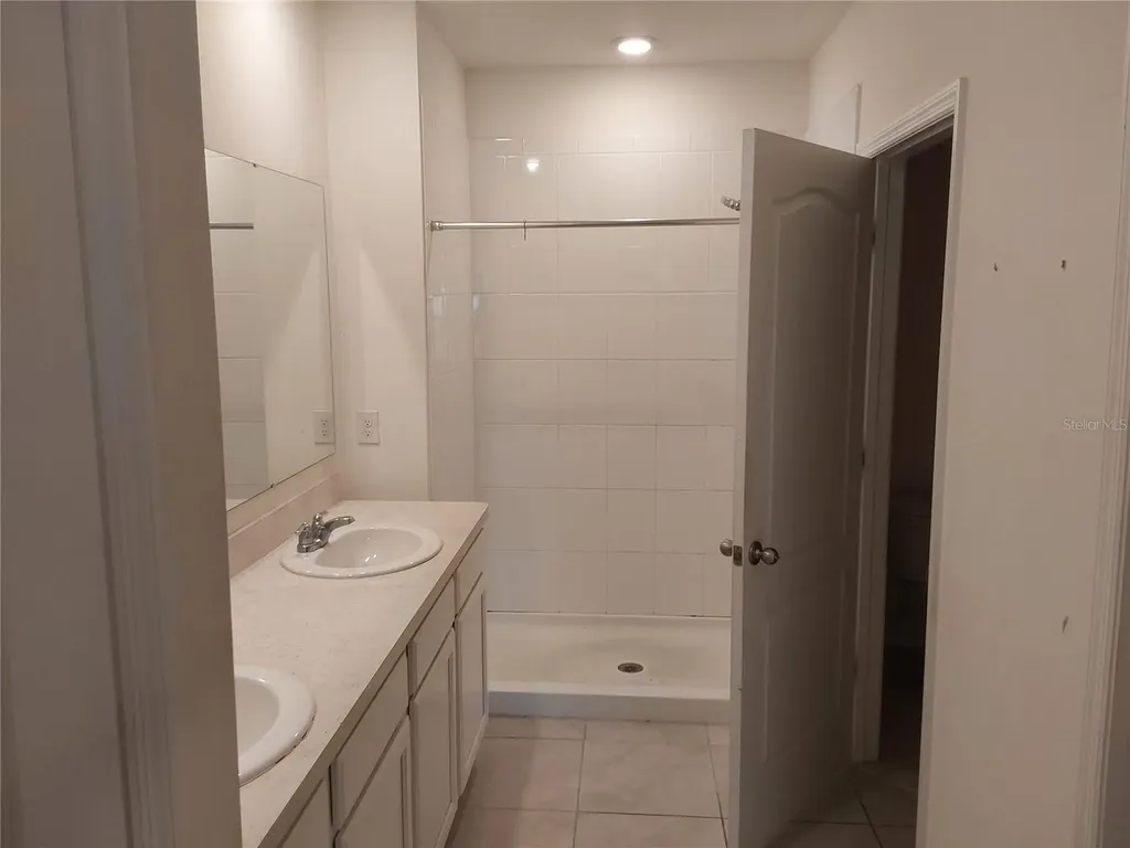 2842 Common Crane Court Harmony FL 34773