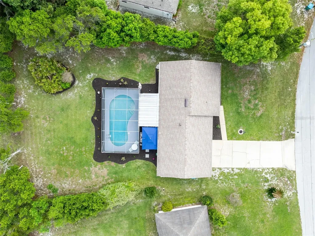 680 N Apache Circle Deltona FL 32725