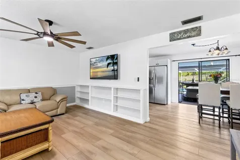 680 N Apache Circle Deltona FL 32725