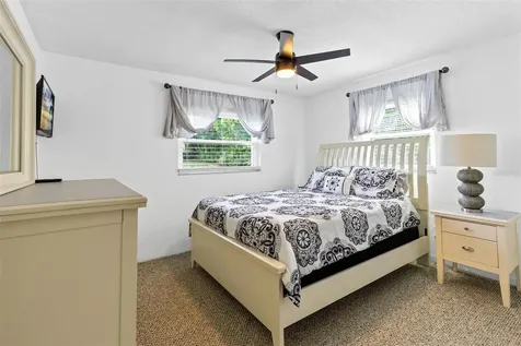 680 N Apache Circle Deltona FL 32725