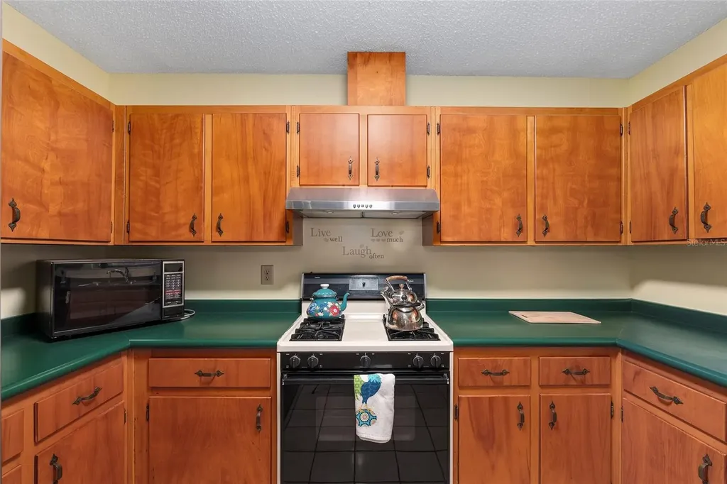 505 NW 37th Place Gainesville FL 32609