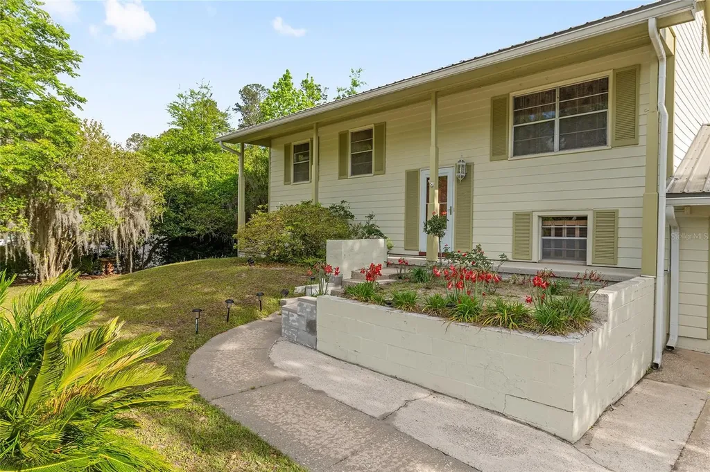 505 NW 37th Place Gainesville FL 32609