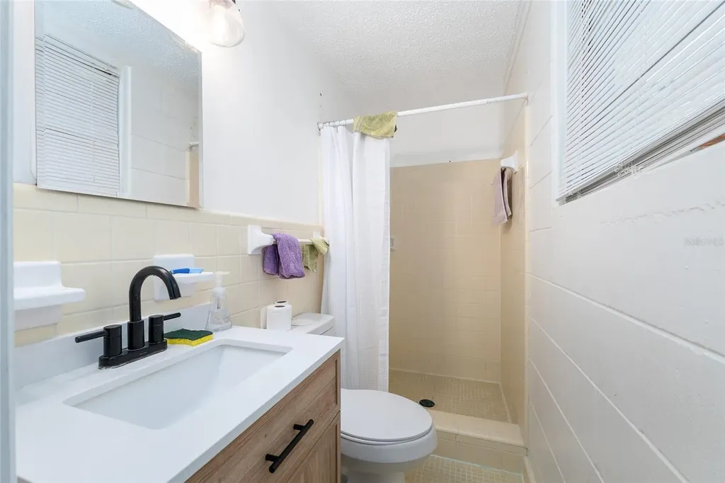 505 NW 37th Place Gainesville FL 32609