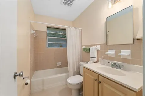 505 NW 37th Place Gainesville FL 32609