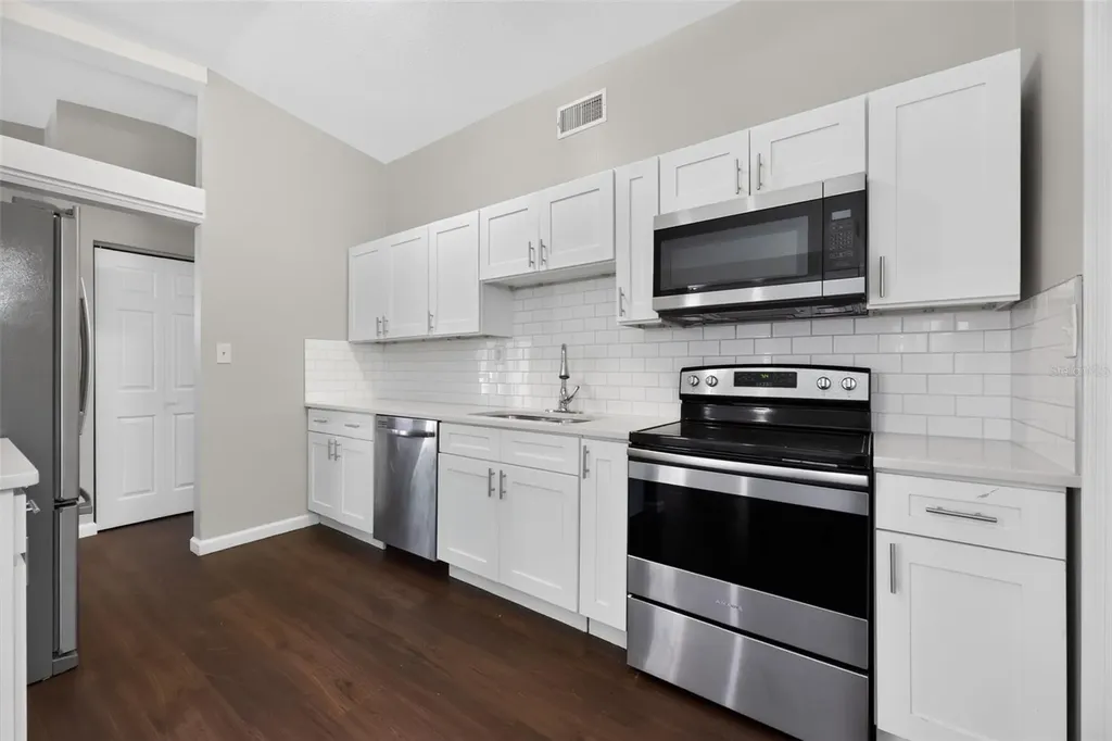 7075 Fontainebleau Crescent Jacksonville FL 32211