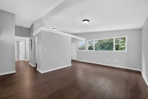 7075 Fontainebleau Crescent Jacksonville FL 32211