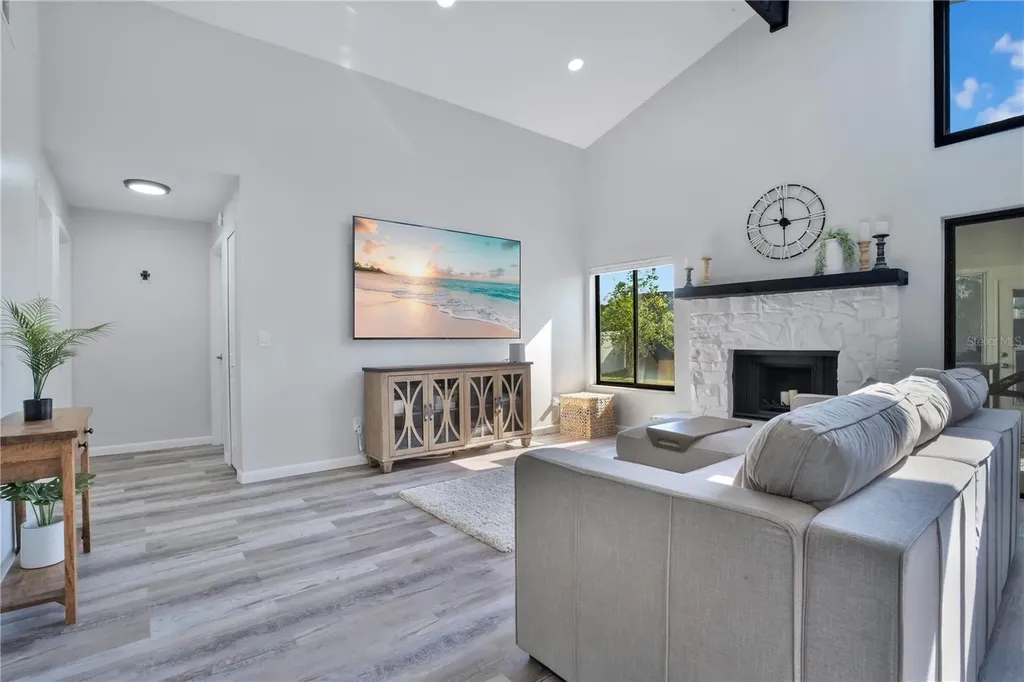 2531 Abney Avenue Orlando FL 32833