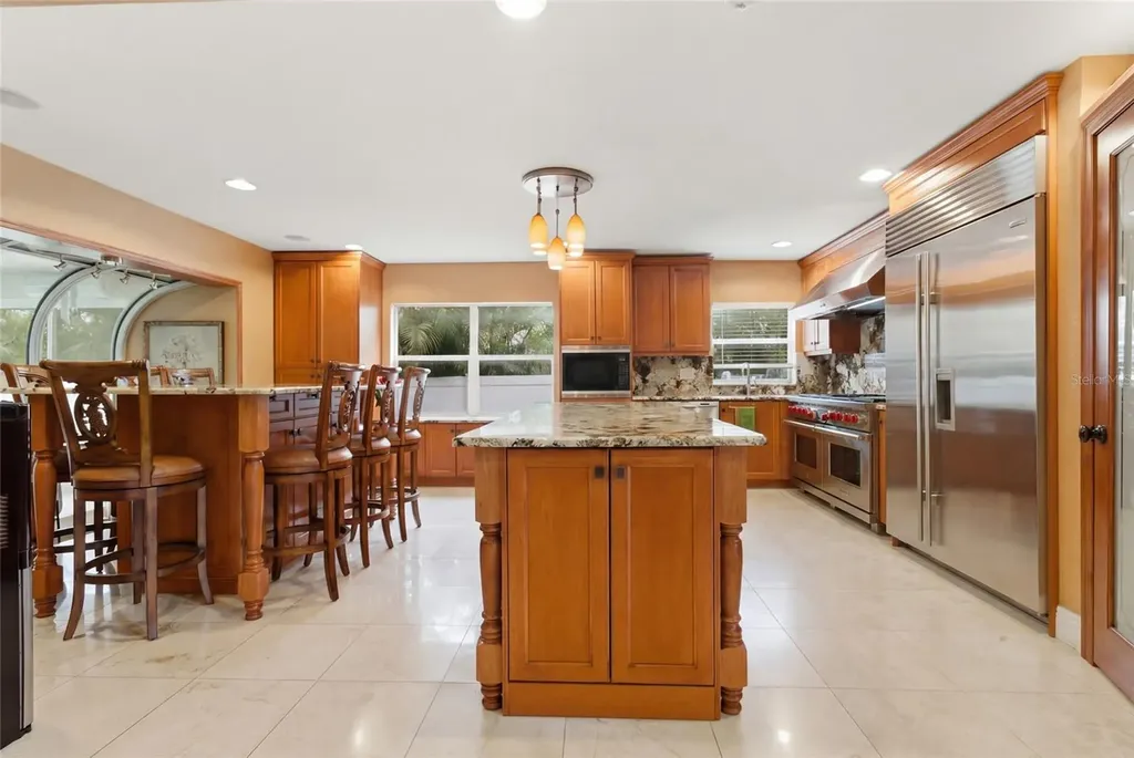 303 Sunny Lane Belleair FL 33756
