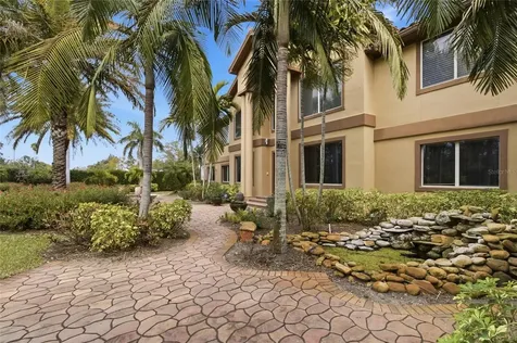 303 Sunny Lane Belleair FL 33756
