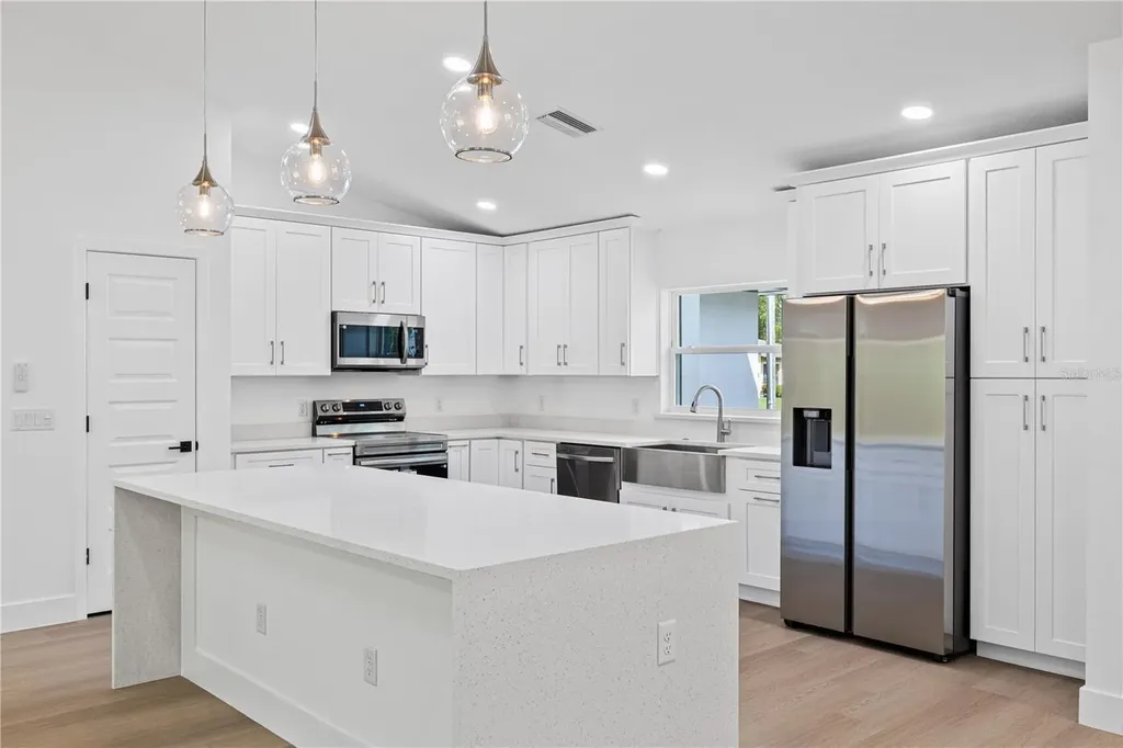 2812 W Gaspar Drive Citrus Springs FL 34433