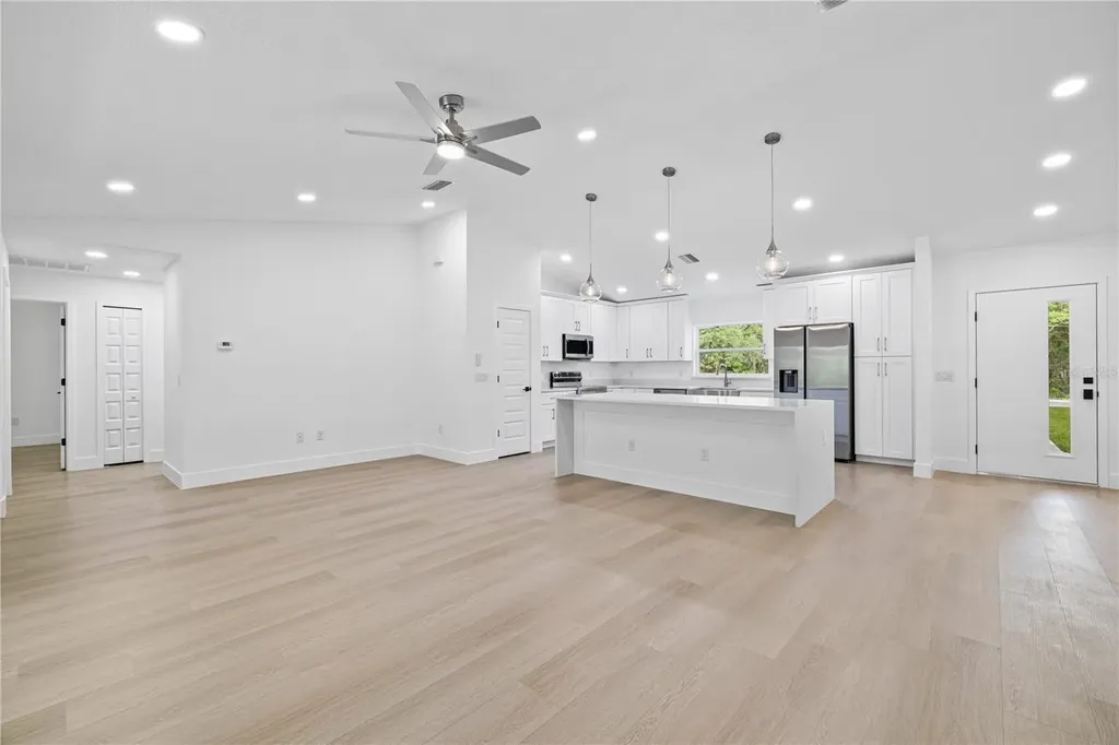 2812 W Gaspar Drive Citrus Springs FL 34433