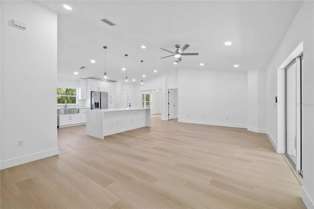 2812 W Gaspar Drive Citrus Springs FL 34433