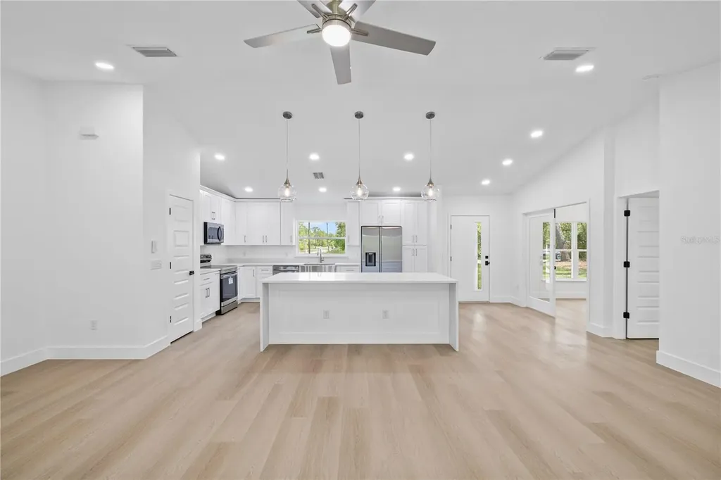 2812 W Gaspar Drive Citrus Springs FL 34433