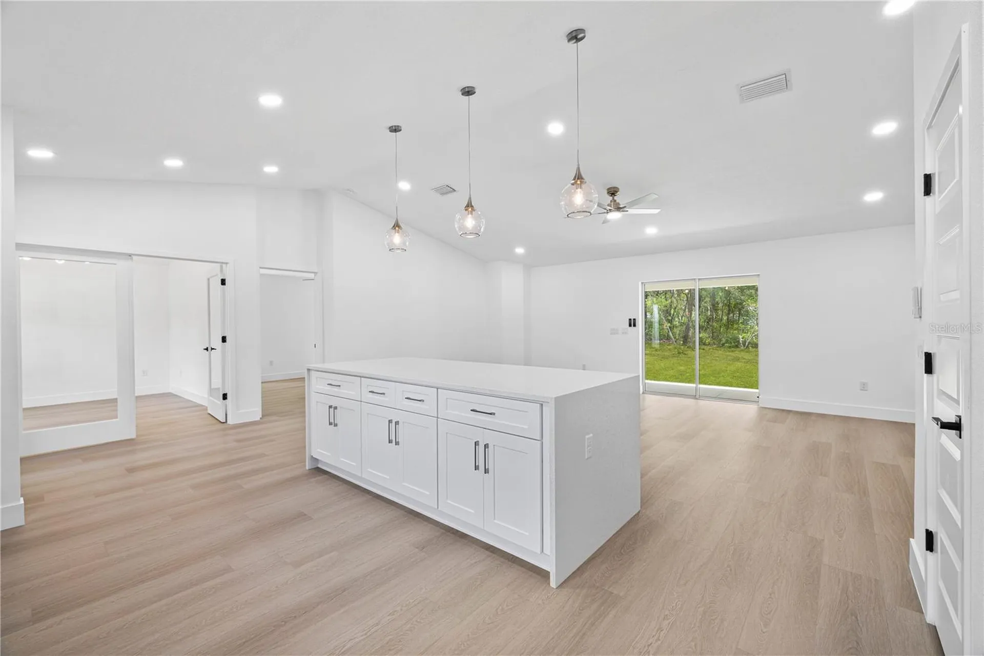 2812 W Gaspar Drive Citrus Springs FL 34433