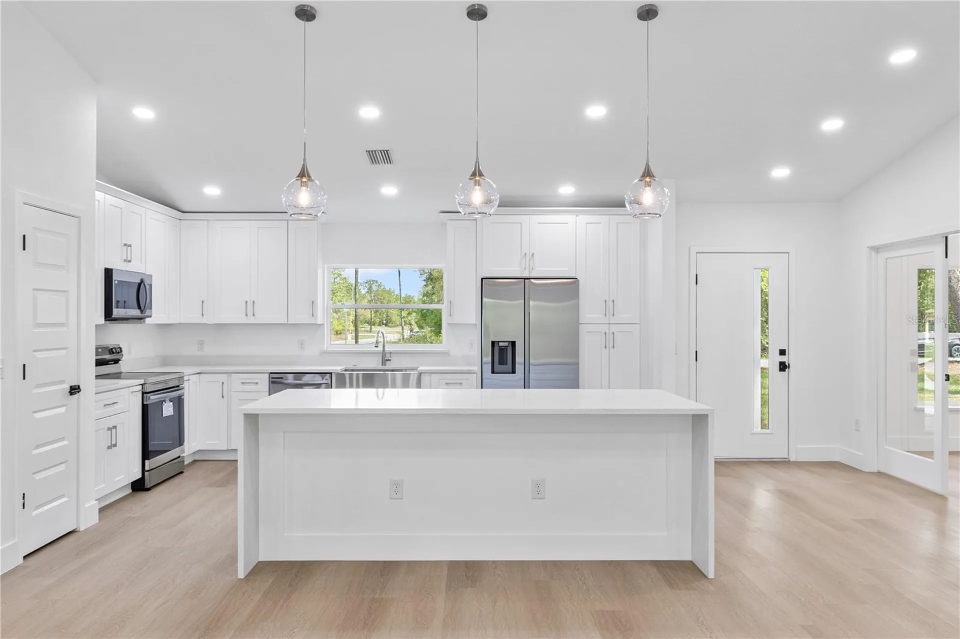 2812 W Gaspar Drive Citrus Springs FL 34433
