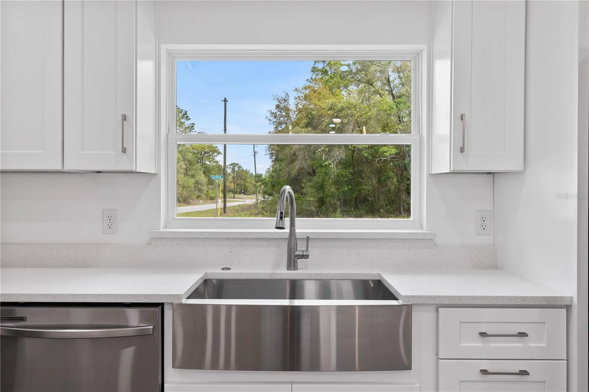 2812 W Gaspar Drive Citrus Springs FL 34433