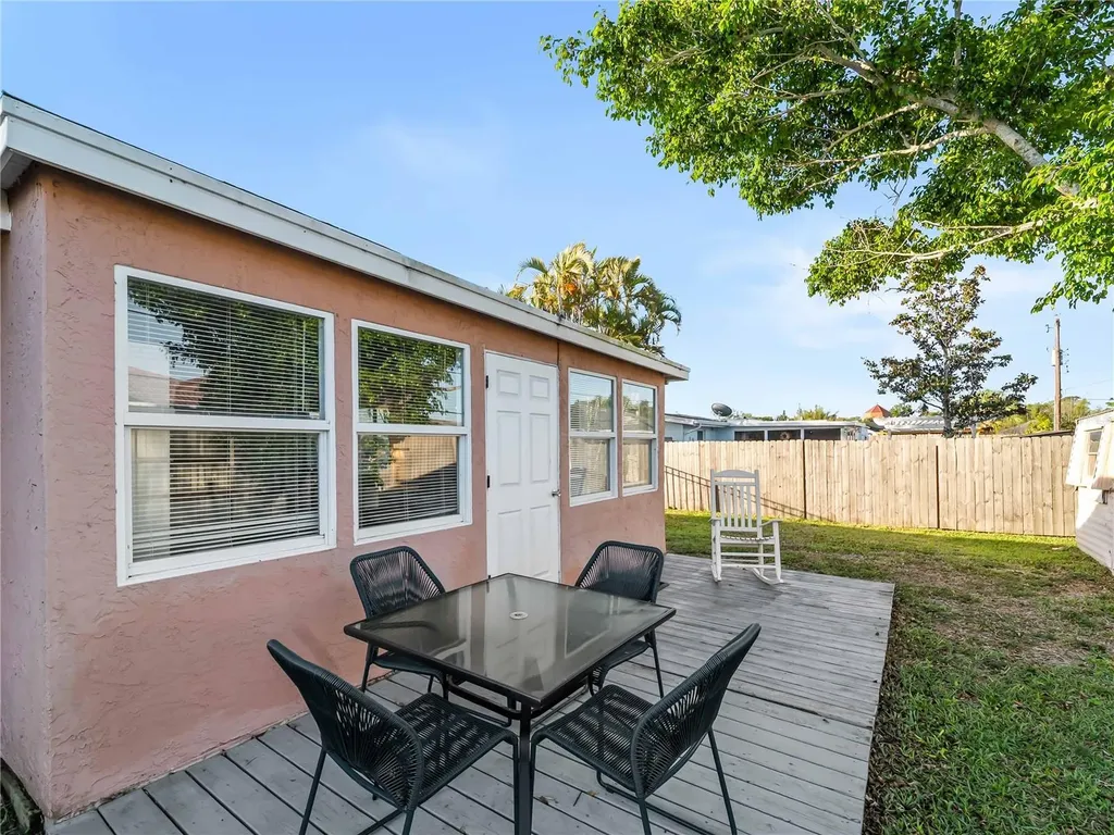 1328 Jamaica Road Venice FL 34293