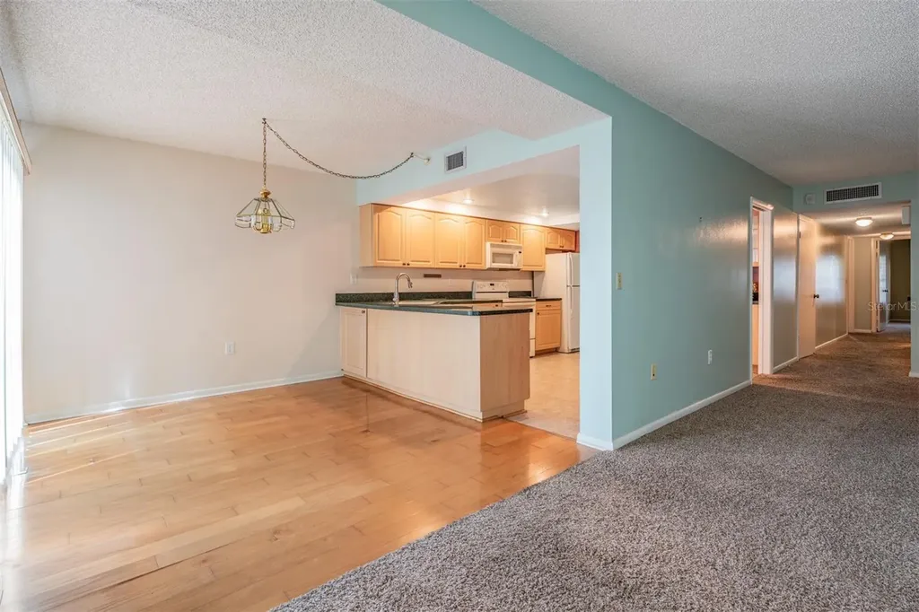 225 Country Club Drive Largo FL 33771