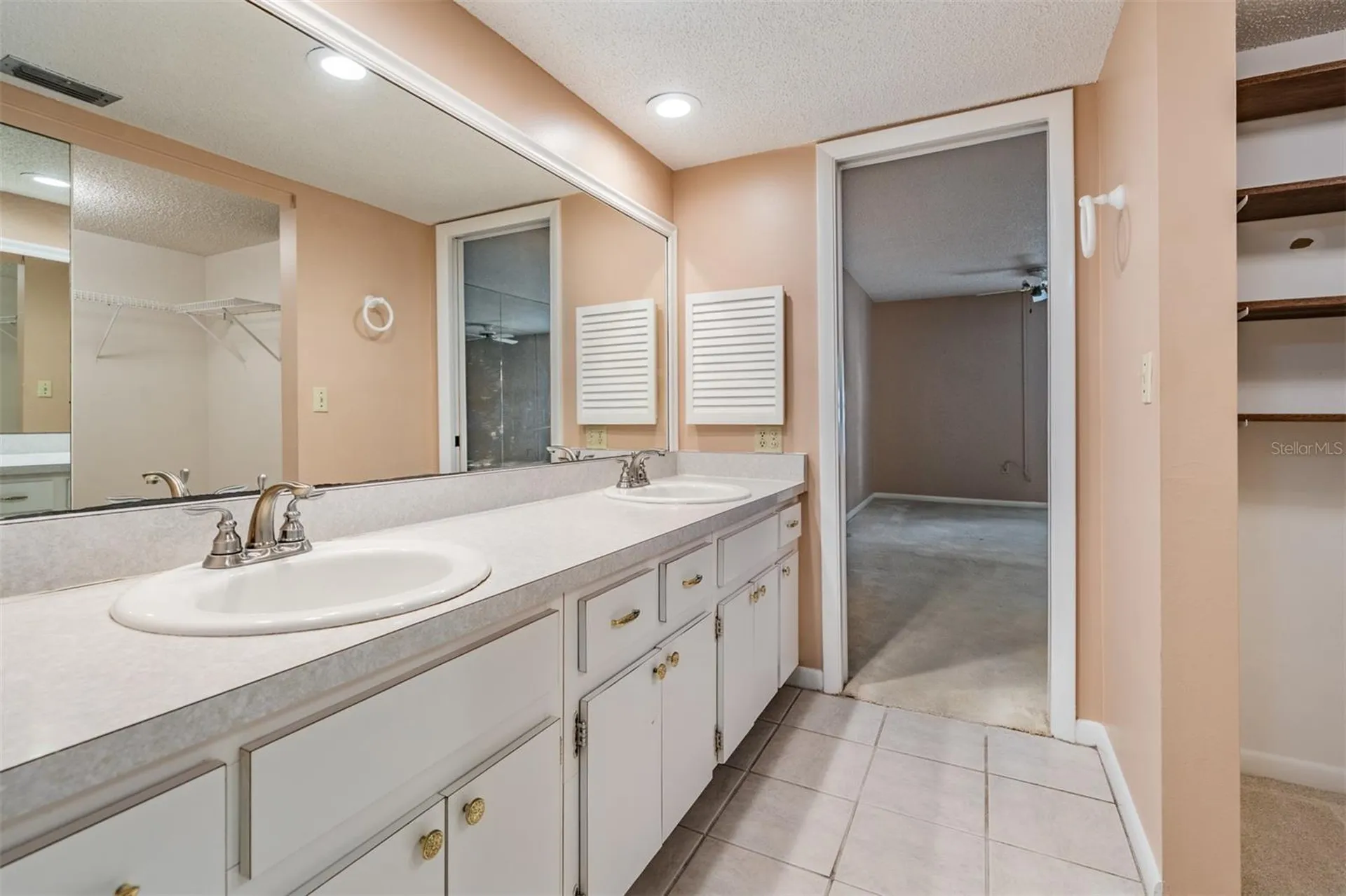 225 Country Club Drive Largo FL 33771
