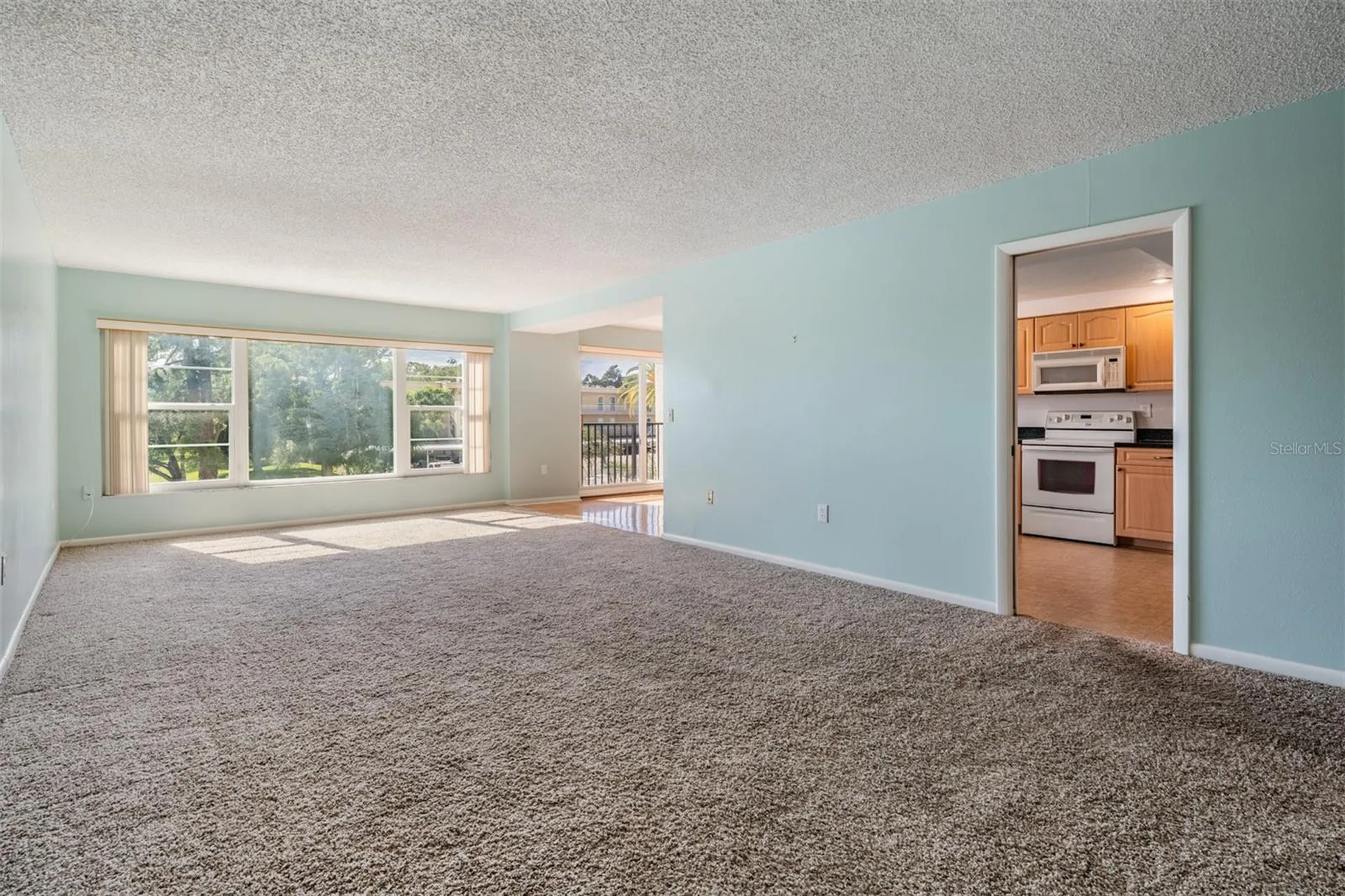 225 Country Club Drive Largo FL 33771