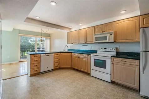 225 Country Club Drive Largo FL 33771