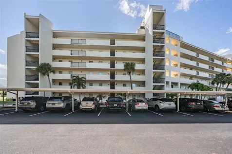225 Country Club Drive Largo FL 33771