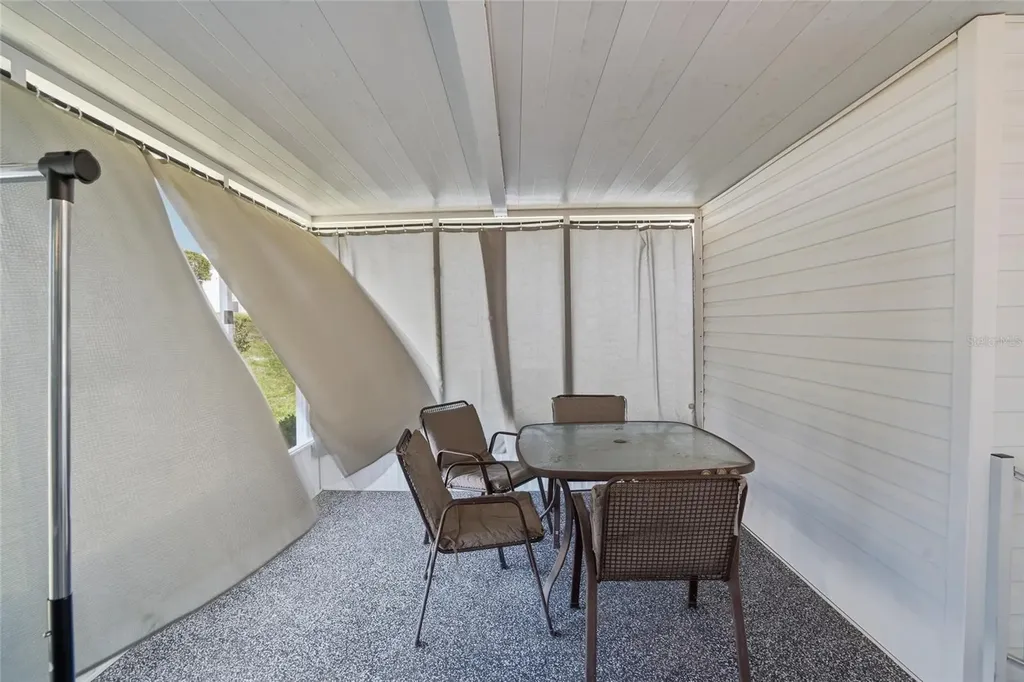 37613 Neukom Avenue Zephyrhills FL 33541