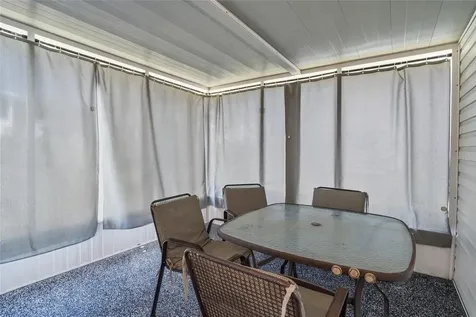 37613 Neukom Avenue Zephyrhills FL 33541