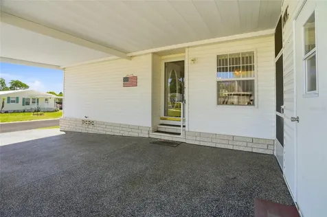 37613 Neukom Avenue Zephyrhills FL 33541
