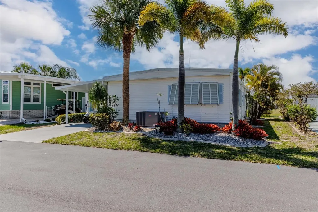 2100 Kings Highway Port Charlotte FL 33980