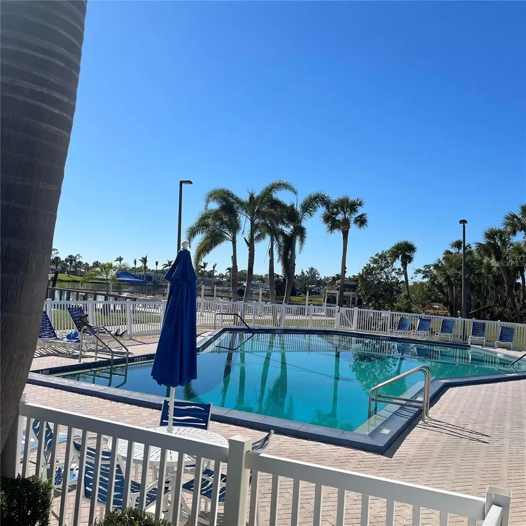 2100 Kings Highway Port Charlotte FL 33980
