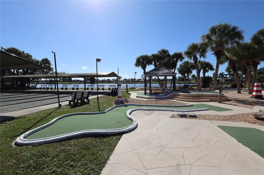 2100 Kings Highway Port Charlotte FL 33980