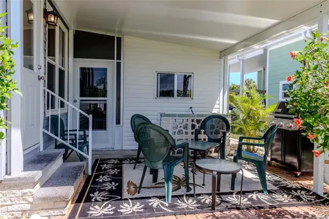 2100 Kings Highway Port Charlotte FL 33980