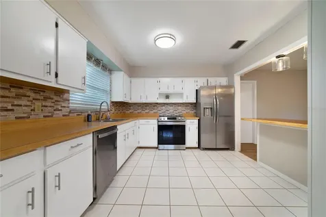 146 Mayfair Court Sanford FL 32771