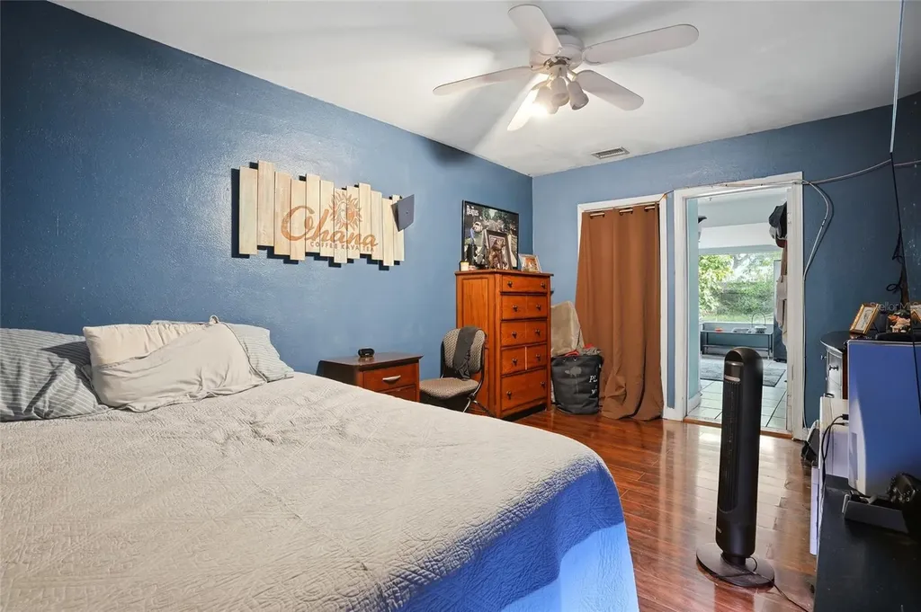 10895 71st Avenue Seminole FL 33772
