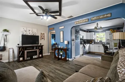 10895 71st Avenue Seminole FL 33772