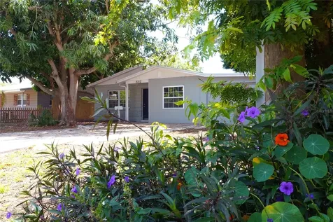 2312 32nd Avenue N St Petersburg FL 33713