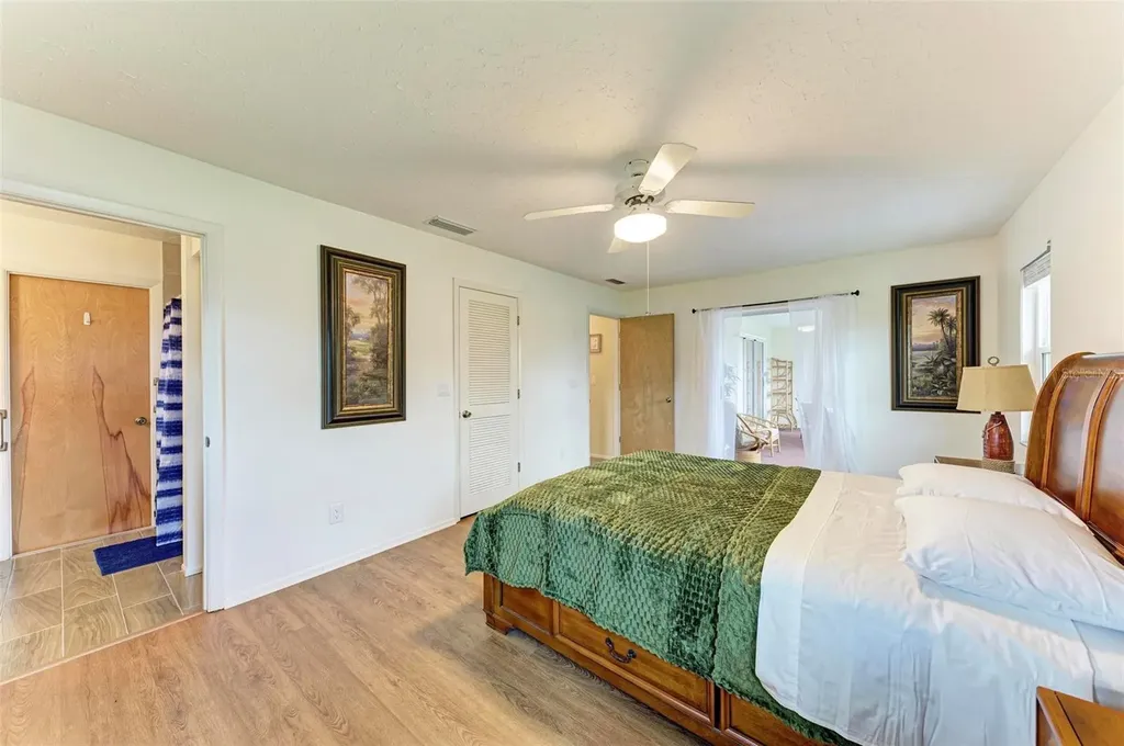 1640 Saturn Road Venice FL 34293