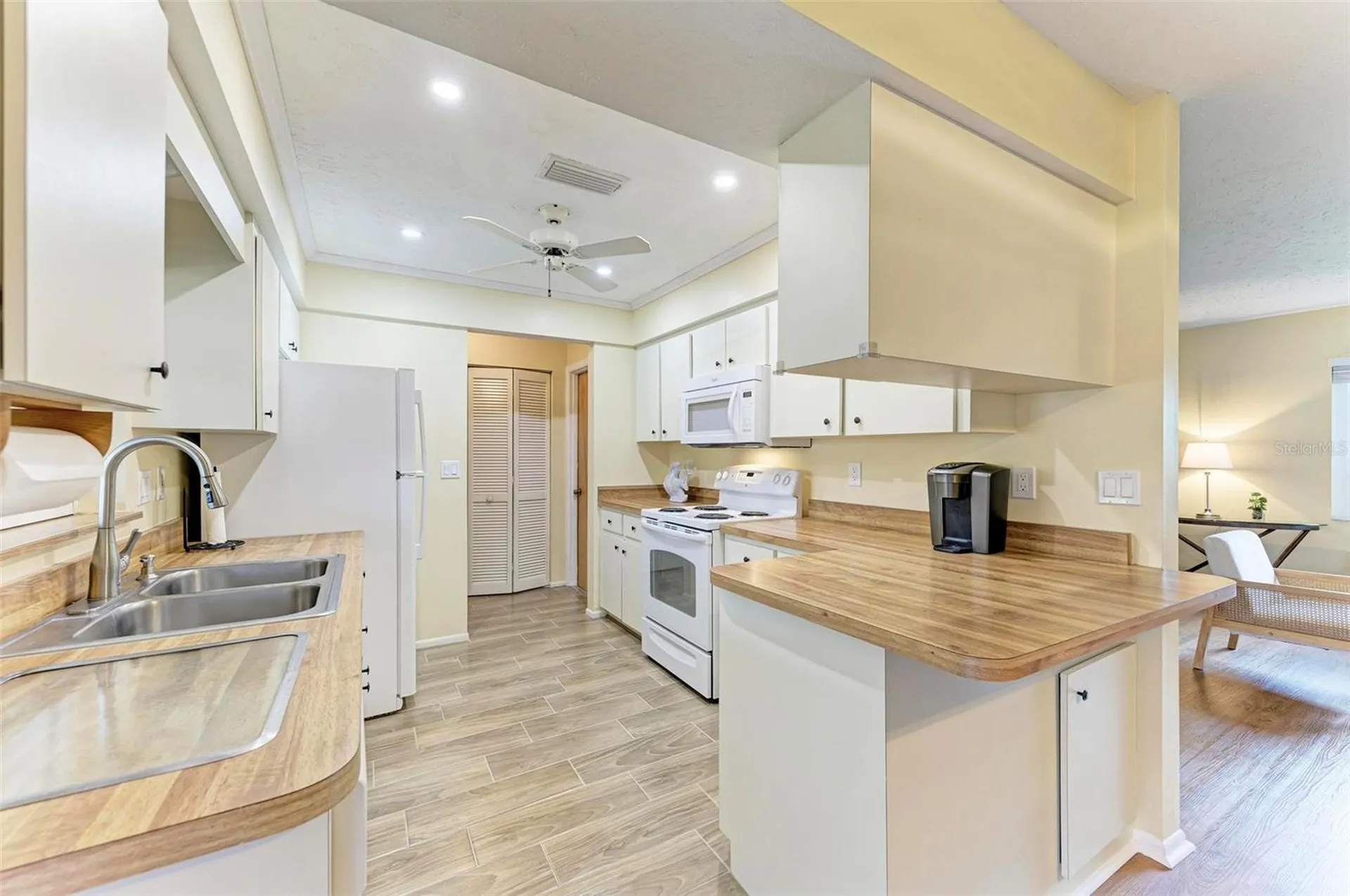 1640 Saturn Road Venice FL 34293