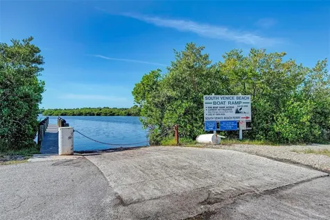 1640 Saturn Road Venice FL 34293