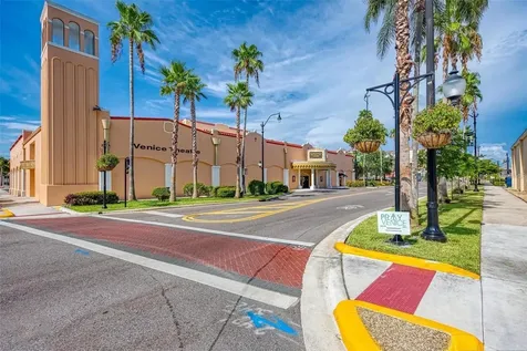 1640 Saturn Road Venice FL 34293