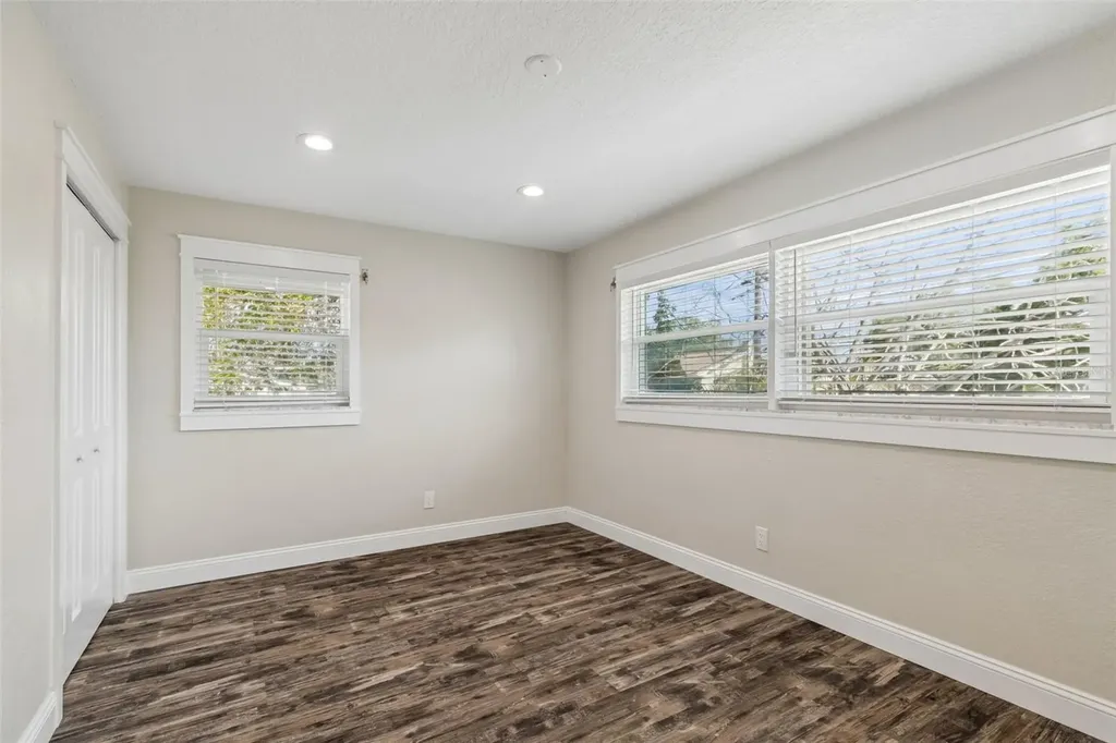 13548 Bellewood Avenue Seminole FL 33776