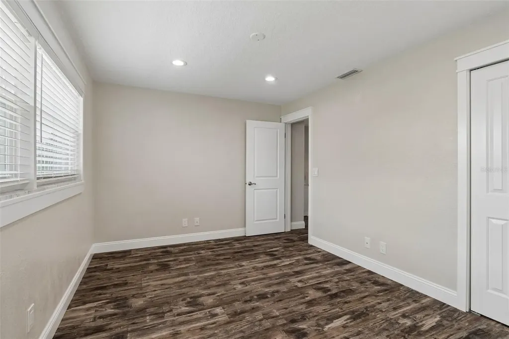 13548 Bellewood Avenue Seminole FL 33776
