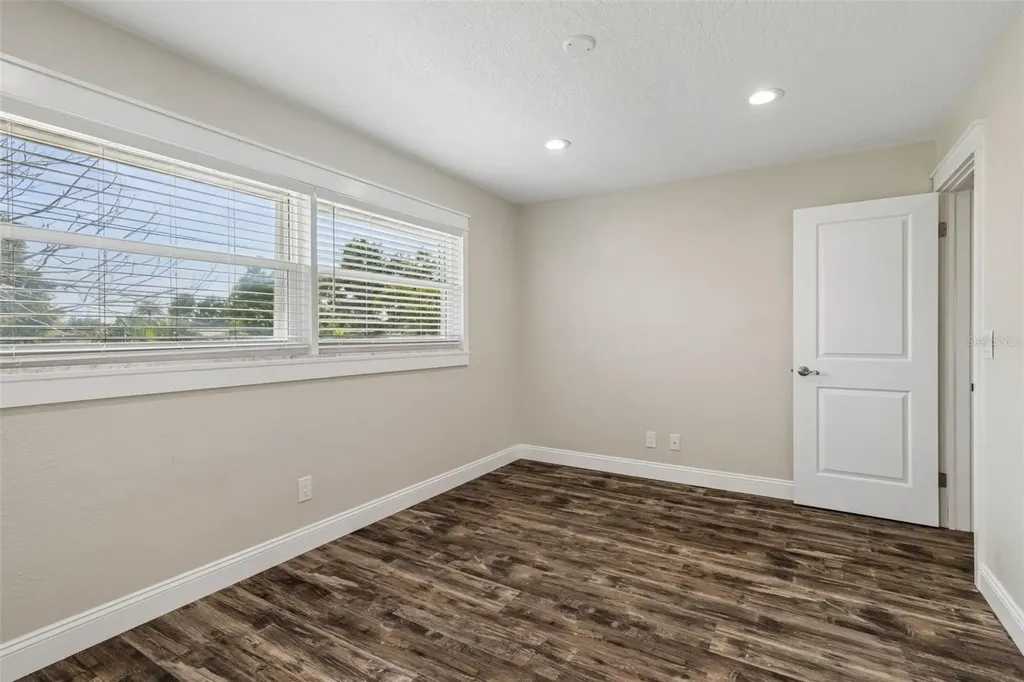 13548 Bellewood Avenue Seminole FL 33776