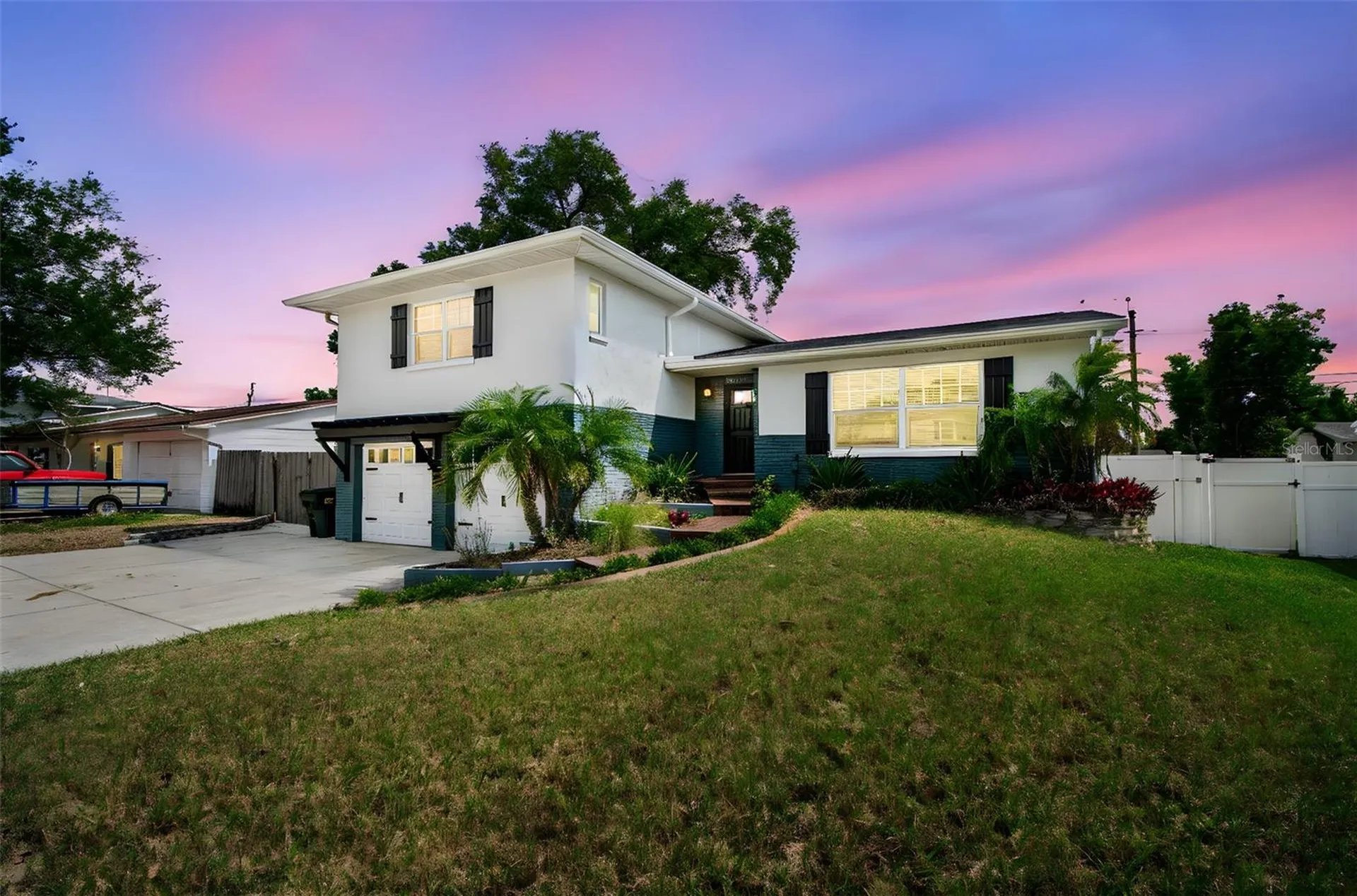 13548 Bellewood Avenue Seminole FL 33776