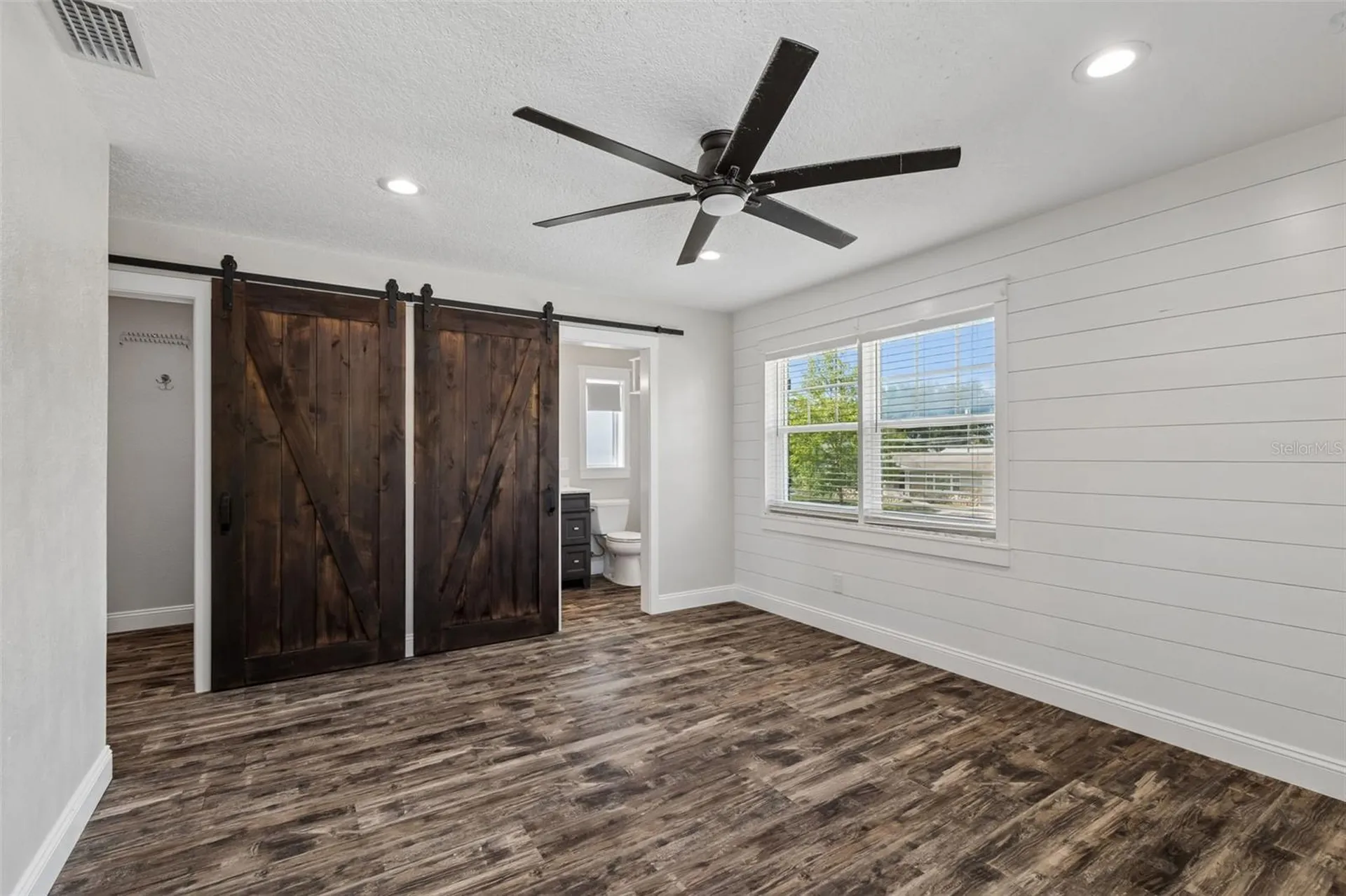 13548 Bellewood Avenue Seminole FL 33776