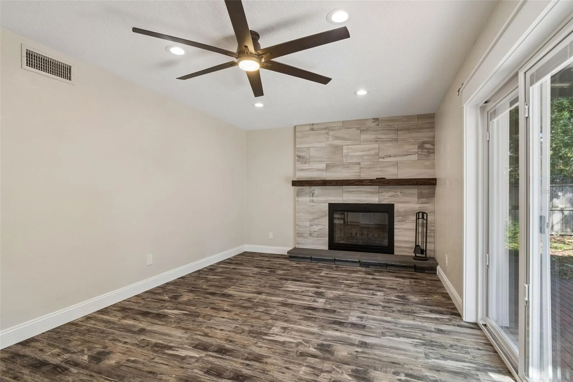 13548 Bellewood Avenue Seminole FL 33776